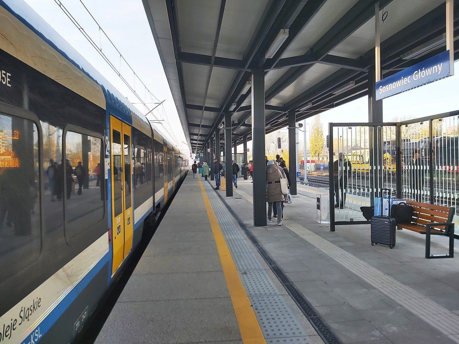Nowy peron na stacji w Sosnowcu