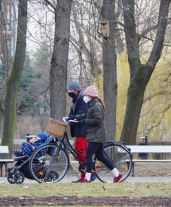 Lekarz radzi jak spędzić Wielkanoc i krytykuje rząd