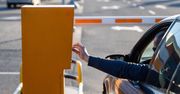 Parking pod urzędem w Redzie bezpłatny, jeśli się pospieszymy