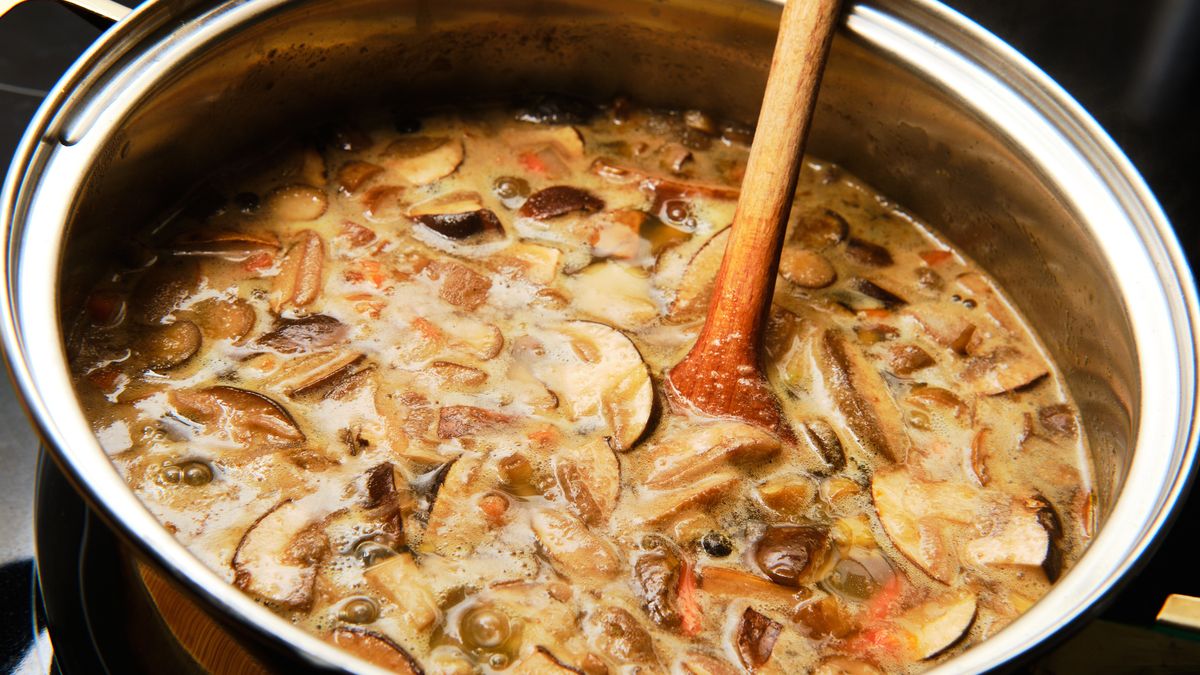 Domowa zupa grzybowa