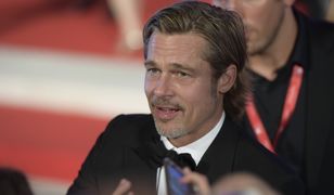 Brad Pitt przyłapany w samochodzie. Od lat jest wierny jednej marce