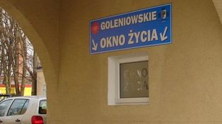 Dziecko w oknie życia w Goleniowie. Zostawiono przy nim karteczkę