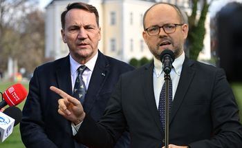 Sikorski wywołał zamieszanie. "Wielu ambasadorów uwierzyło"