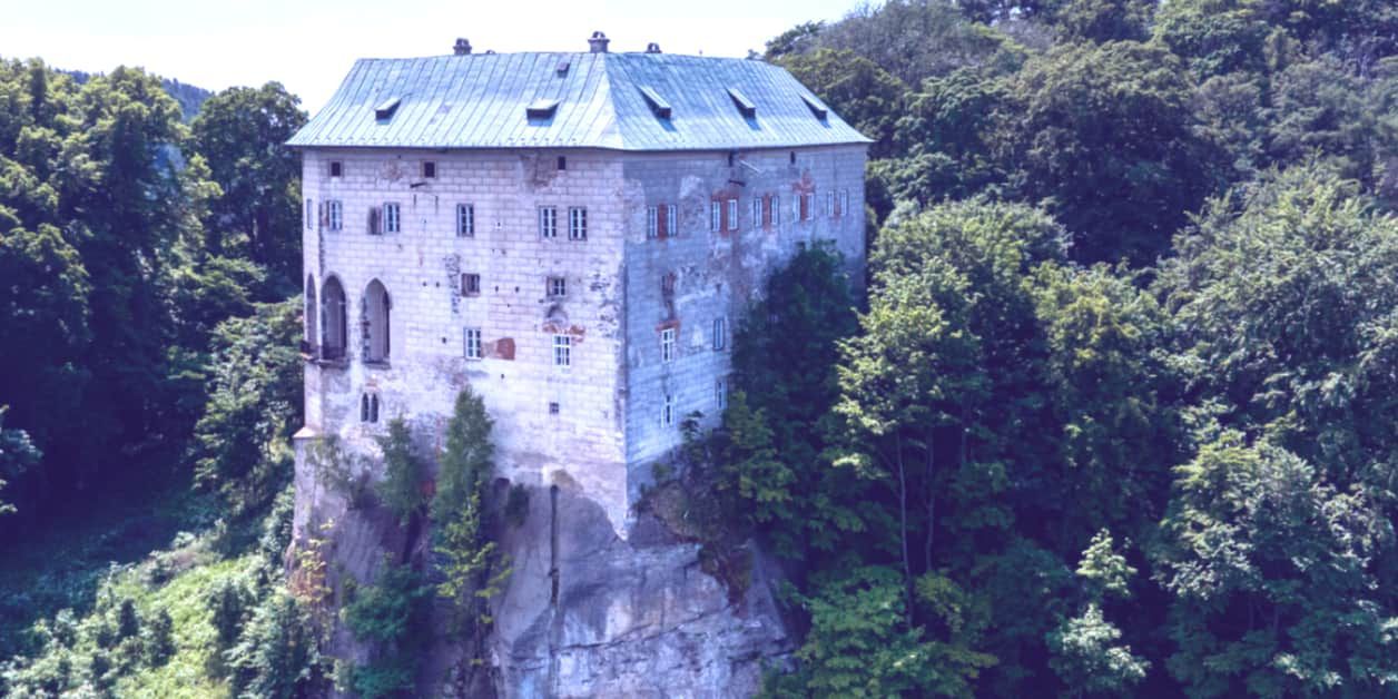 Zamek Houska - Czechy