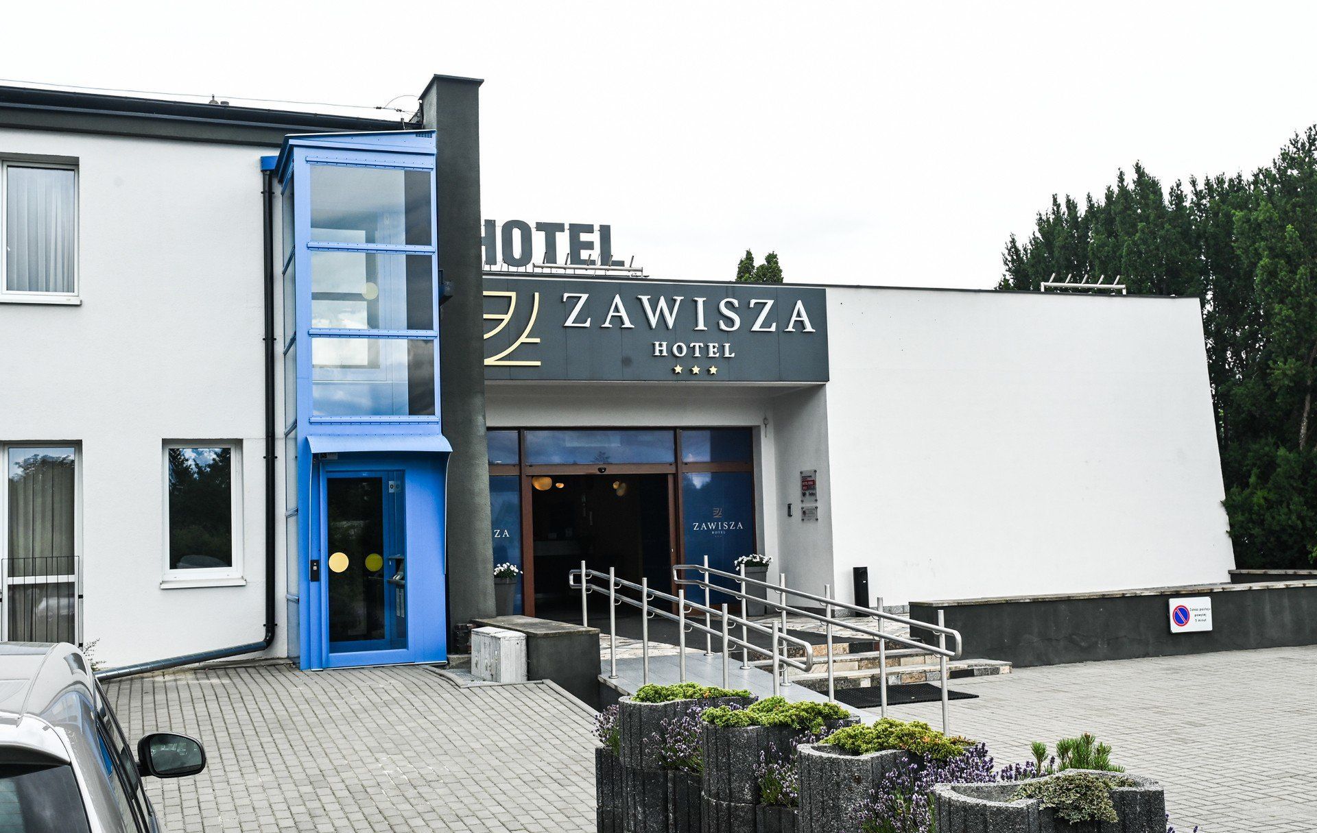 Hotel Zawisza zostanie rozbudowany, a obok powstanie nowa hala sportowa.