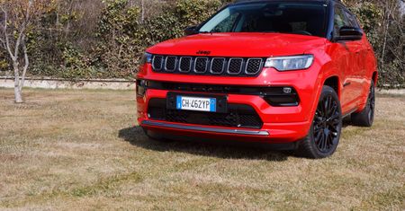 Pierwsza jazda: Jeep Compass i Renegade e-Hybrid. Nie wszystko poszło zgodnie z planem