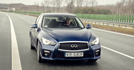Nie jesteśmy uczeni jazdy po autostradach. Jak robić to bezpiecznie?