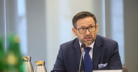 Obajtek o nałożonej na niego grzywnie. Ujawnił, czy zapłacił należność
