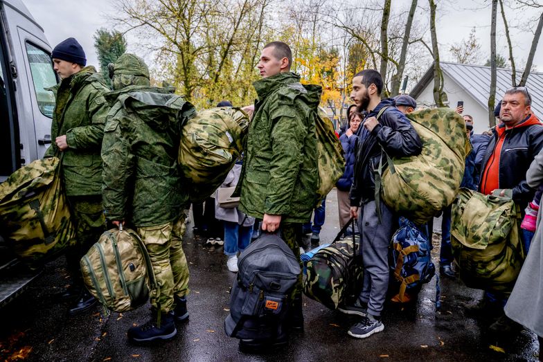 Rosjanie uciekający przed wojną Putina zwiększają inflacje u sąsiadów