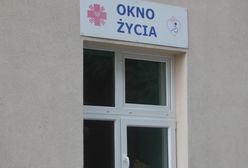 Dziewczynka w oknie życia. "Tam był po prostu płacz"