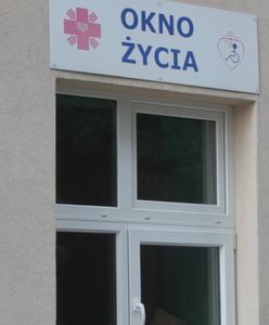 Dziewczynka w oknie życia. "Tam był po prostu płacz"