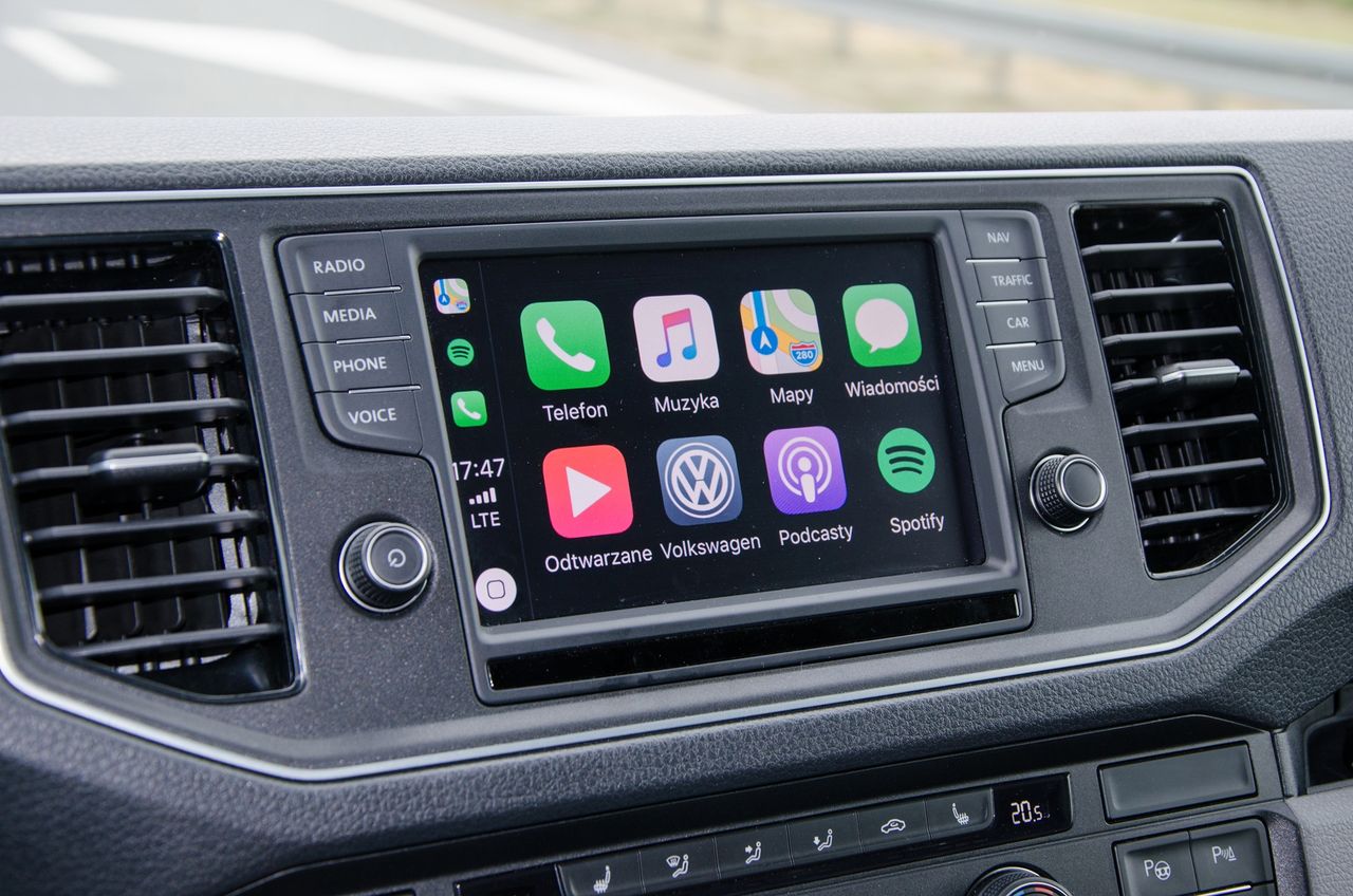 Samochodów z CarPlay coraz więcej. Korzystanie z tej funkcji jest proste i przyjemne