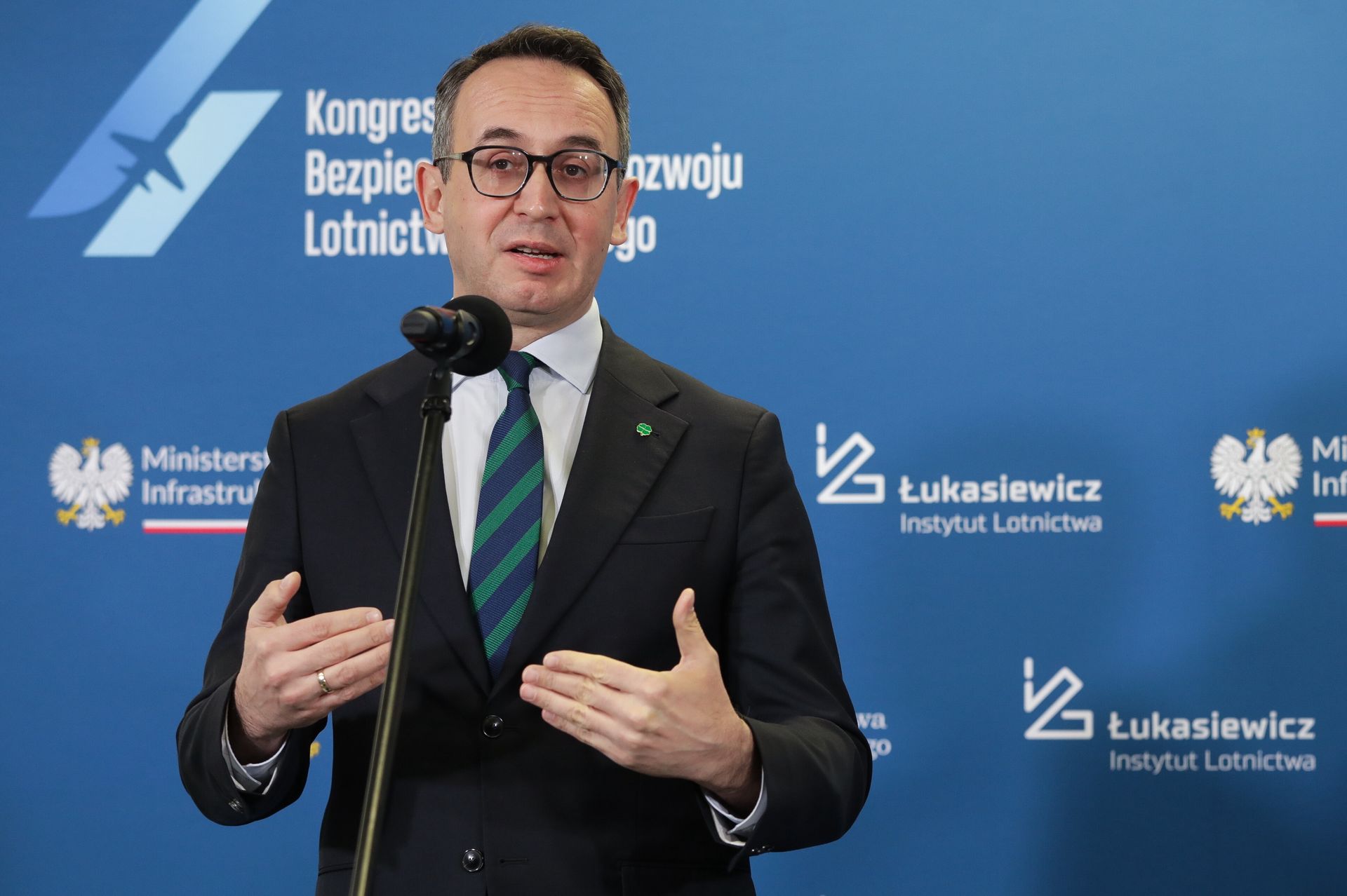 Państwowy Carrefour wyłącznie z polskimi produktami? Minister studzi emocje