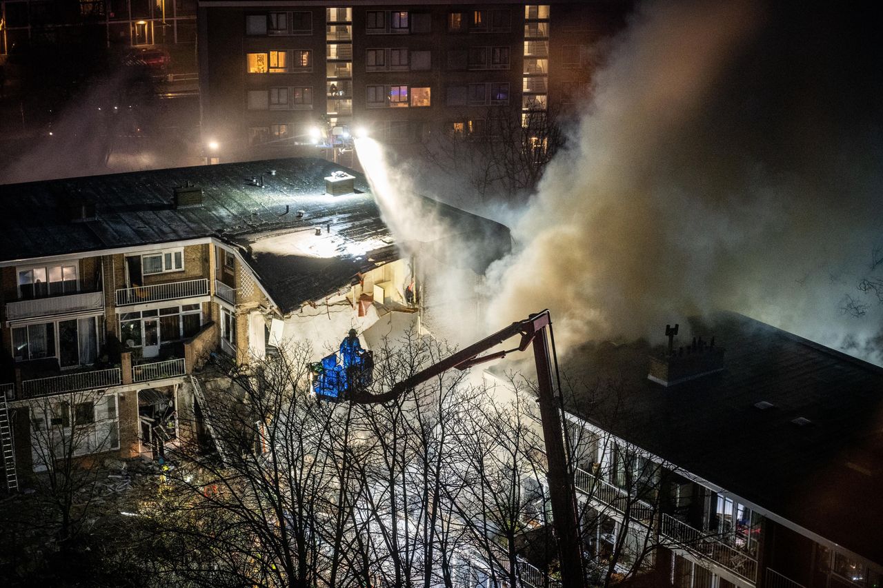 Explosion rocks the Hague: Emergency code issued for 20+ victims