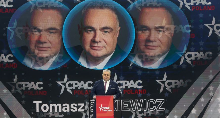 "Polski Murdoch" z Republiki. "Jedno słowo Kaczyńskiego i Sakiewicza nie ma"