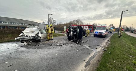 Poważny wypadek pod Sochaczewem. W akcji śmigłowiec LPR