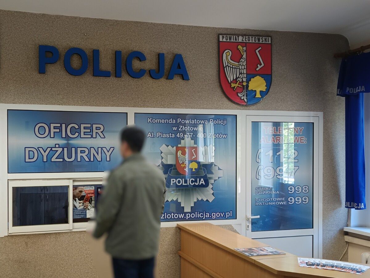 Złotów: Poszukiwany sam przyszedł na policję. Wpadł z narkotykami
