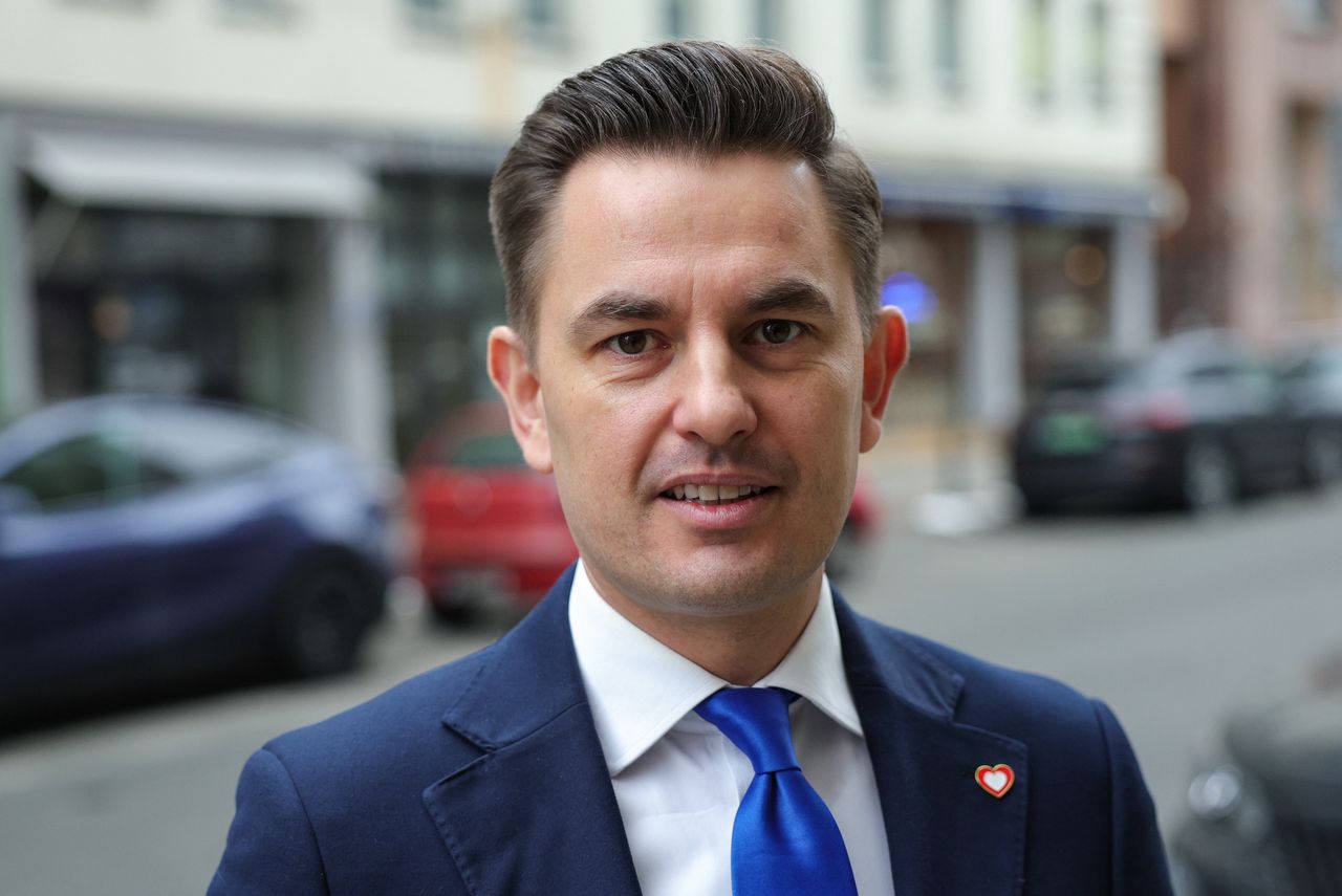 Wiceminister sprawiedliwości złamał ciszę wyborczą? Opublikował wpis