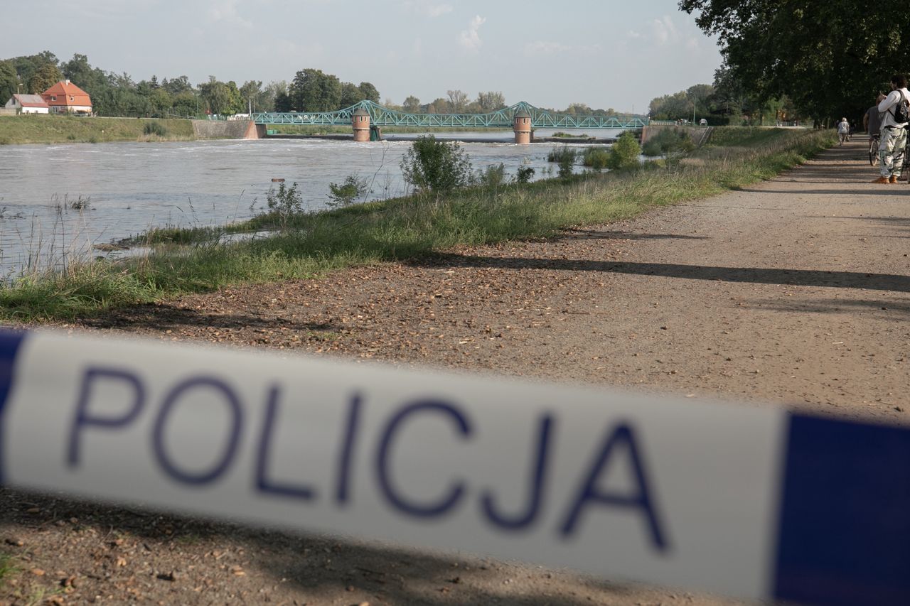 Policja wyrozumiała dla kierowców, którzy usiłują uchronić się przed stratą auta