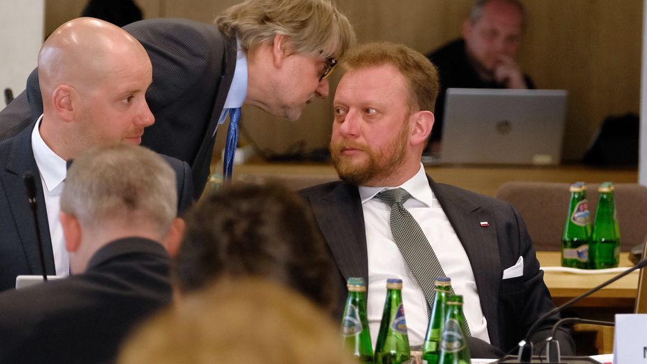 Łukasz Szumowski w ostatnim czasie jest atakowany m.in. ze względu na finansowe powiązania swojej rodziny