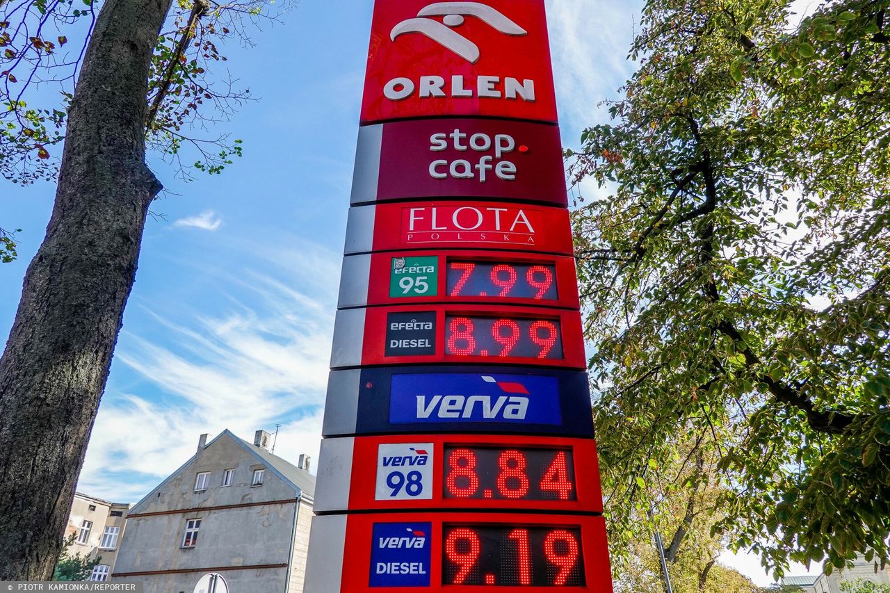 Ile spadną ceny paliw? Są już pierwsze wyliczenia