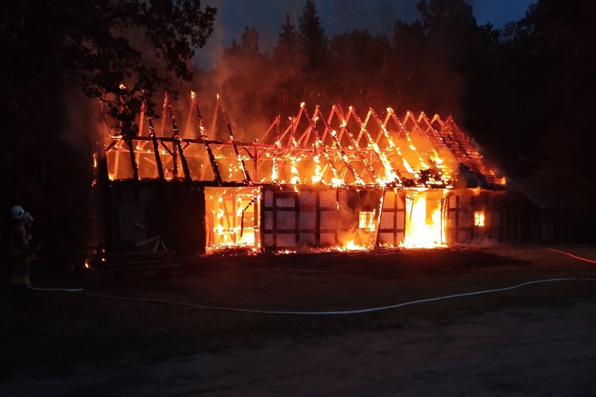 Spłonęła zabytkowa stodoła Chochół. "Wyjątkowe miejsce"
