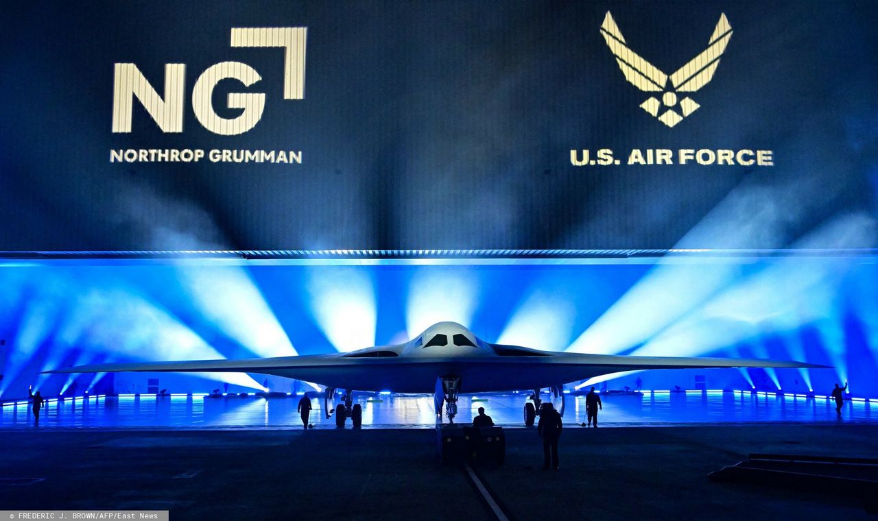 Northrop Grumman zaprezentował nowy bombowiec B-21 Raider
