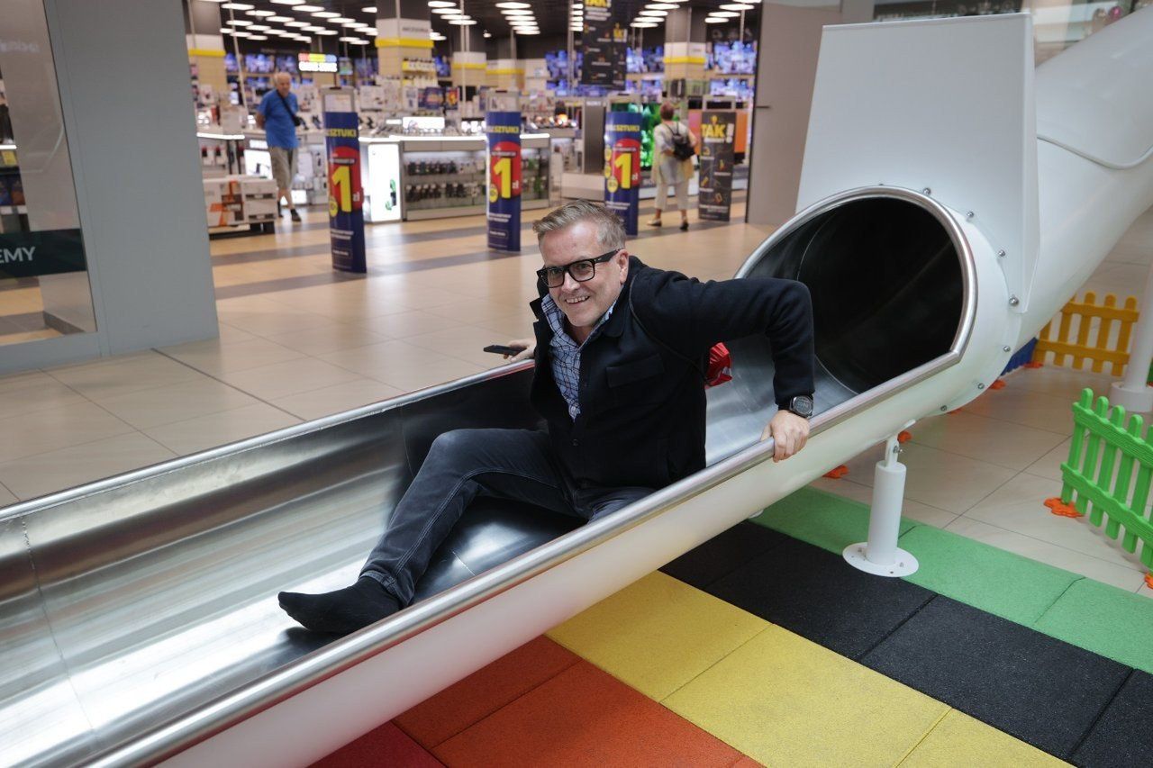 Z atrakcji mogą korzystać wszystkie grupy wiekowe - dzieci od 10. roku życia samodzielnie, młodsze w towarzystwie rodzica, a górna granica wieku pozostawiona jest do oceny samych zainteresowanych.