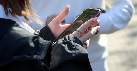 Duża sieć musi zwrócić opłaty. Nawet byłym klientom. Jest decyzja