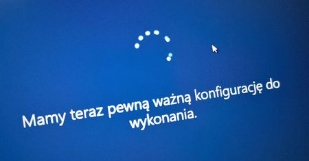 Windows 10 19H2 ma problem z aktualizacjami – wraca błąd 0x80073701