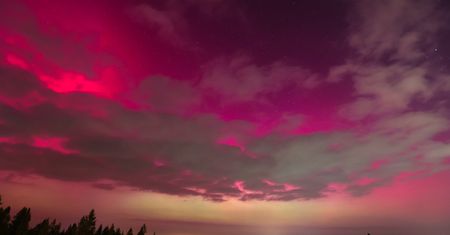Burza geomagnetyczna. Niebo nad Polską aż "płonęło", jest pełno zdjęć