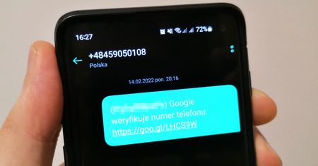 SMS na numer 459050108. Twój telefon mógł go sam... wysłać