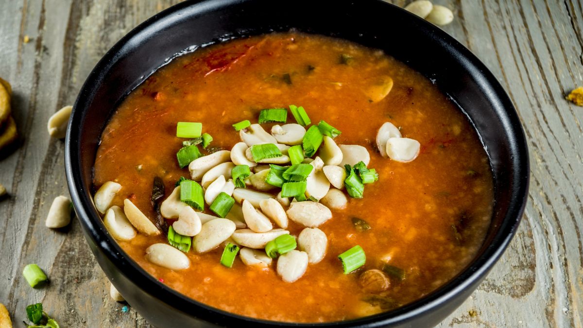Afrykańska zupa fistaszkowa zaskakuje smakiem