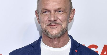 Cezary Pazura opublikował zdjęcie bez koszulki. Żona nieźle go podsumowała