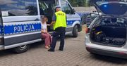 Policjanci chcieli skontrolować mercedesa. Kierująca wjechała w radiowóz - miała ponad dwa promile