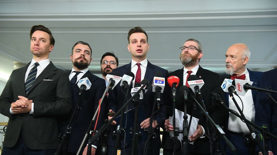 Posłowie Konfederacji: Krzysztof Bosak, Michał Urbaniak, Stanisław Tyszka, Jakub Kulesza, Grzegorz Braun i Janusz Korwin-Mikke
