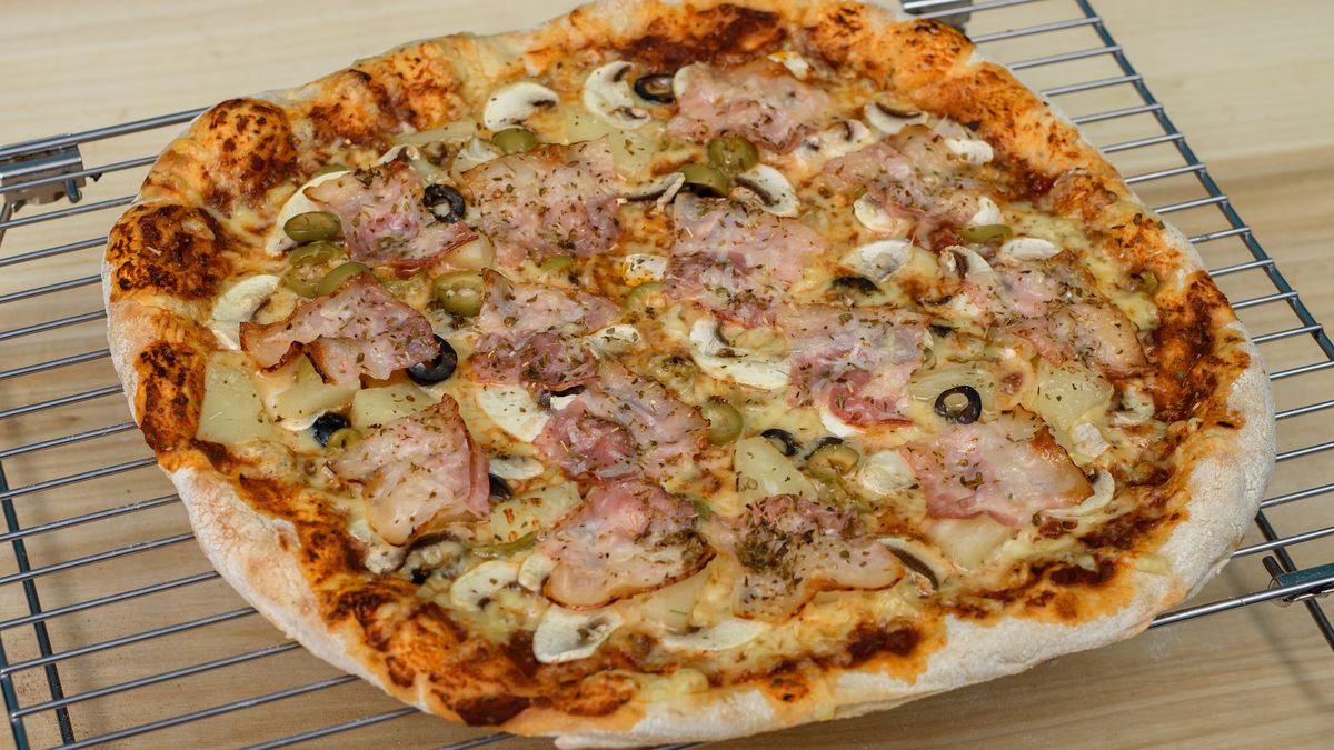 Jak piec pizzę w piekarniku?