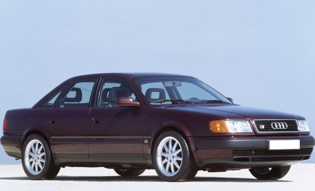 Audi 100 S4 1992-1994 (fot. katalog-samochodow.pl)