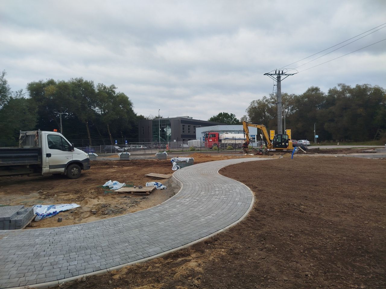 Słupsk: rośnie nowy plac treningowy dla psów