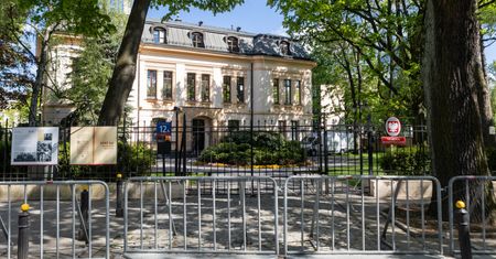 "Lex Tusk" to bubel prawny? Poseł PiS "odbija piłeczkę"