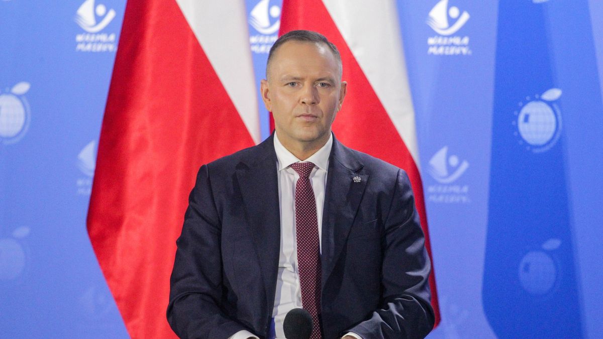 Karol Nawrocki
Mikołajki, 02.03.2026. Prezydent RP Karol Nawrocki podczas rozmowy pt. "Cel: Lepsza Polska" w trakcie XI Europejskiego Kongresu Samorządów, 2 bm. w Hotelu Gołębiewski w Mikołajkach. (sko) PAP/Tomasz Waszczuk
Tomasz Waszczuk
11 11., Europejski Kongres Samorządów, polityk, polityka, samorząd, samorządy