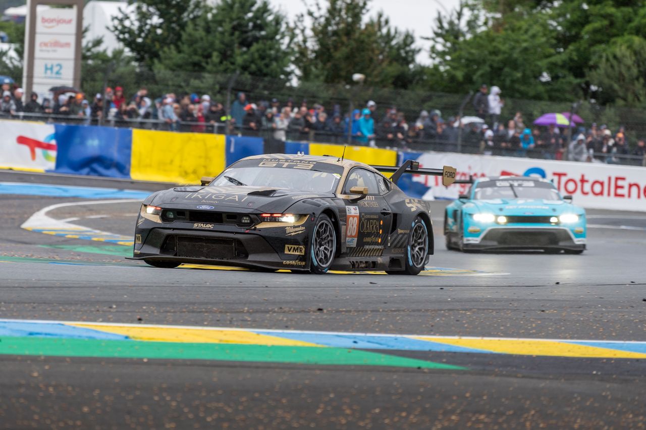24 h Le Mans 2024 - trzecie miejsce w kategorii LMGT3 przypadło Fordowi Mustangowi GT3