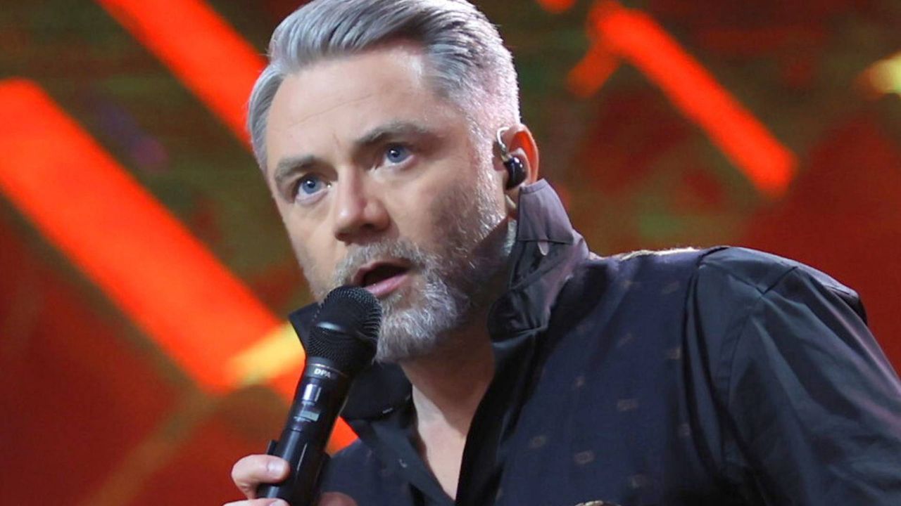 Żarty się skończyły. Kuba Badach bez taryfy ulgowej w "The Voice of Poland": "Moja prawdziwa twarz"