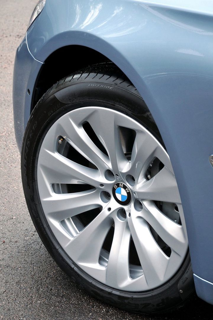 BMW serii 7 na rok 2013 - megagaleria niemieckiego okrętu flagowego 271