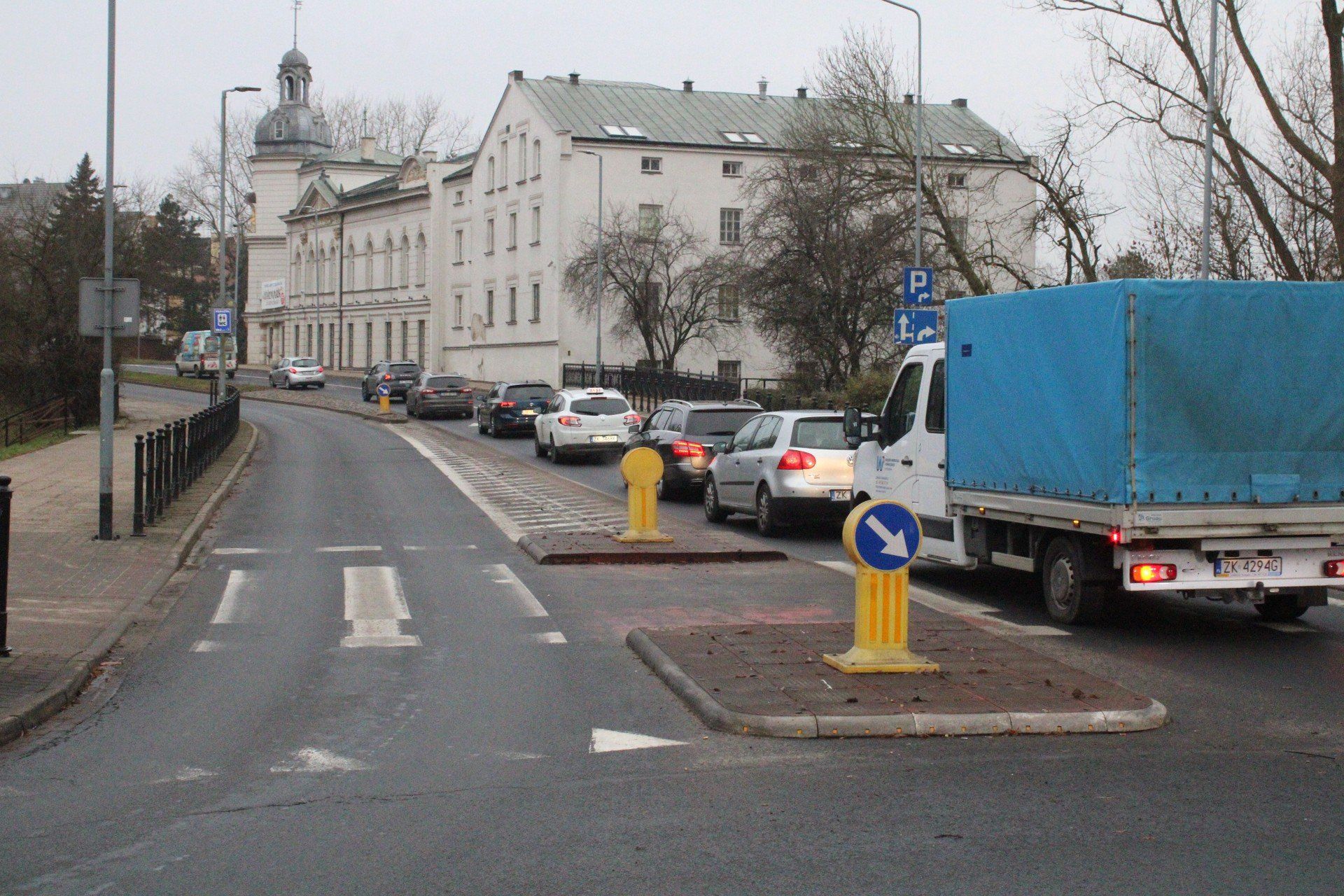 KORKI NA ULICY MŁYŃSKIEJ