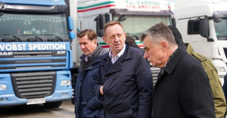 Kto stoi za sprowadzaniem zboża? "Społeczeństwo powinno o tym wiedzieć"