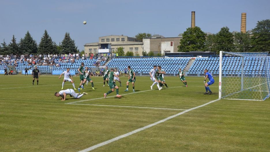 Błękitni przegrywają w pierwszym spotkaniu z Olimpią Grudziądz 0:2.