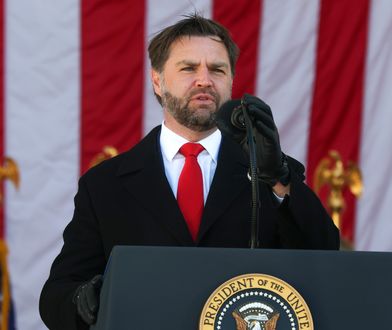 Wypadek kolumny J.D. Vance'a. Policjant w stanie krytycznym