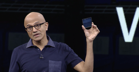 Ignite 2019: Microsoft zapisał cały film „Superman” na kawałku szkła