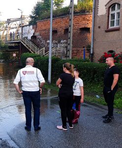 Dolny Śląsk. Kłodzko mierzy się z powodzią. Burmistrz apeluje do mieszkańców o rozwagę